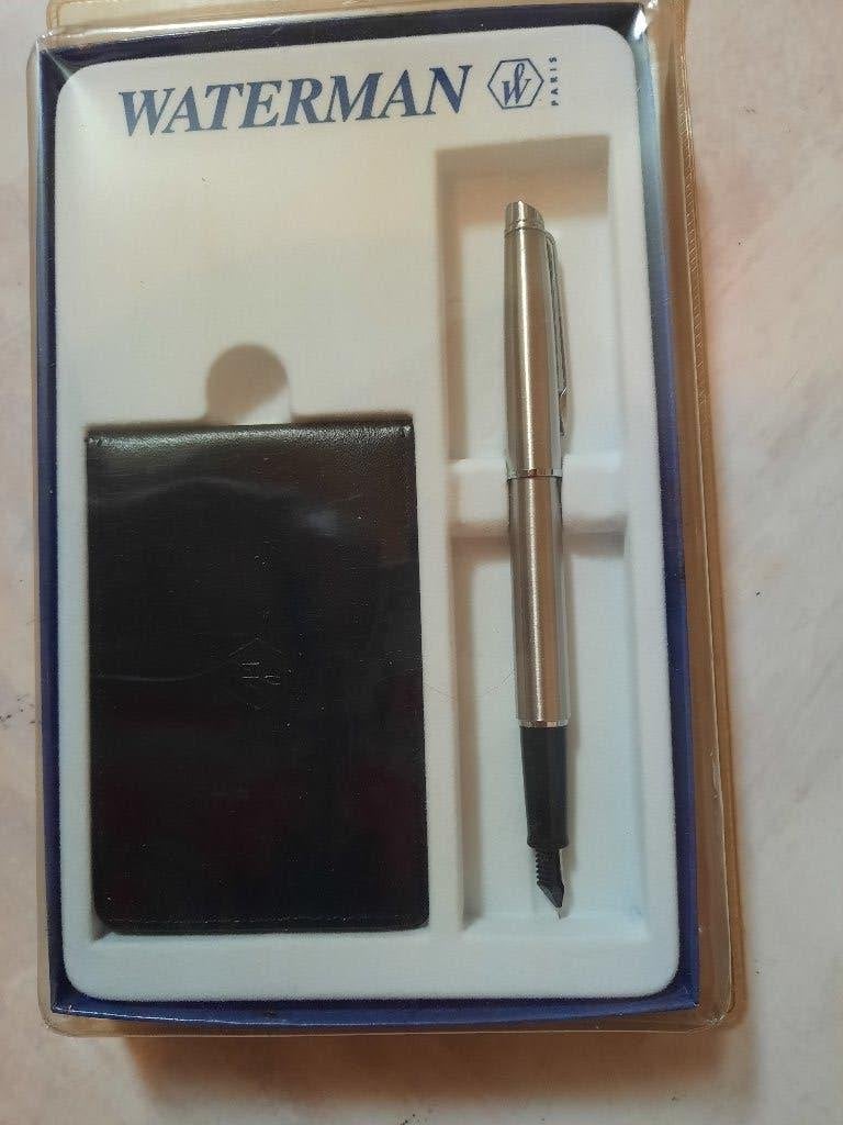 nieuwe cadeaudoos met waterman pen en portefeuille in box, Divers, Enlèvement ou Envoi, Neuf