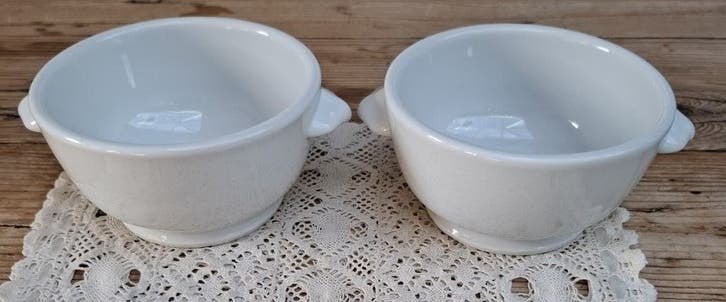 2 Franse wit porseleinen uien soepkommen, Pillivuyt, Gebruikt, -, Overige typen, Vintage