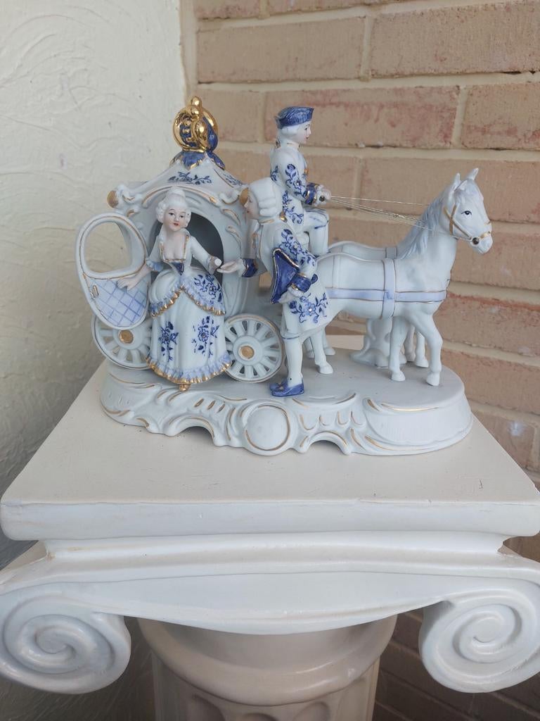 Scène met porseleinen koets, paarden en Galante, Antiek en Kunst, Ophalen