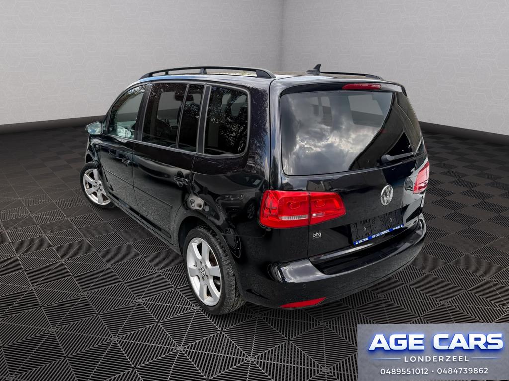 Volkswagen Touran Essence 7 places, Autos, 1197 cm³, Euro 5, Achat, Entreprise
