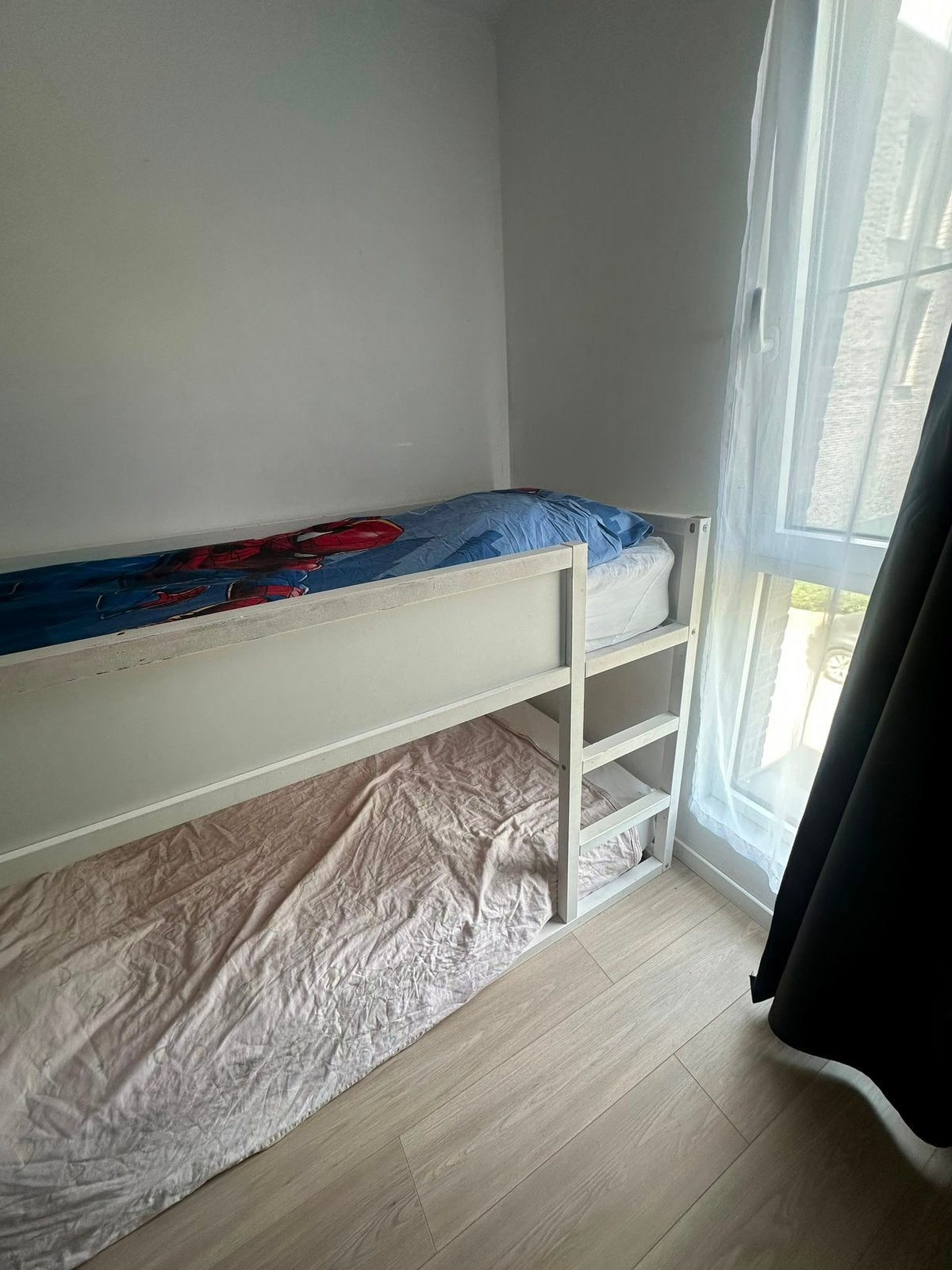 Stapelbed van ikea met 2 nieuwe matrassen, Ophalen, Zo goed als nieuw, Stapelbed