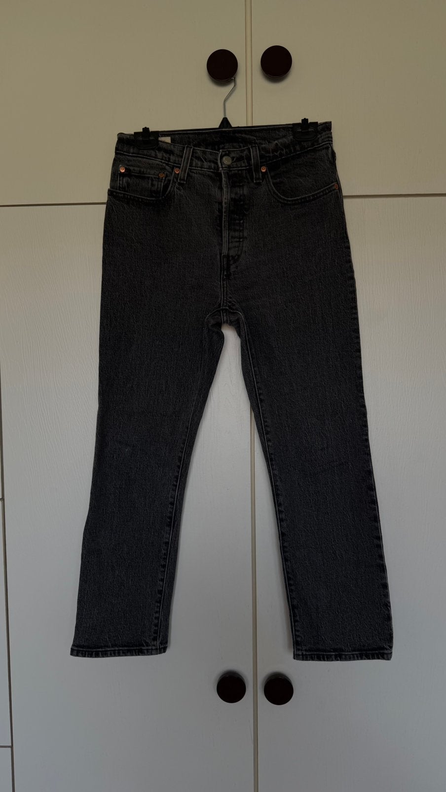Jeans Levi’s , model 501, Kleding | Dames, Ophalen of Verzenden, Zo goed als nieuw, Grijs, W27 (confectie 34) of kleiner