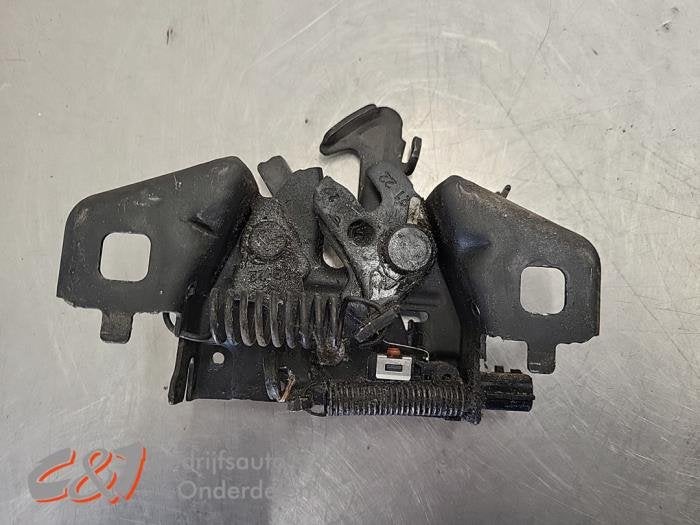 Mécanique de verrouillage capot d'un Mercedes Citan, 3 mois de garantie, Utilisé, -, -