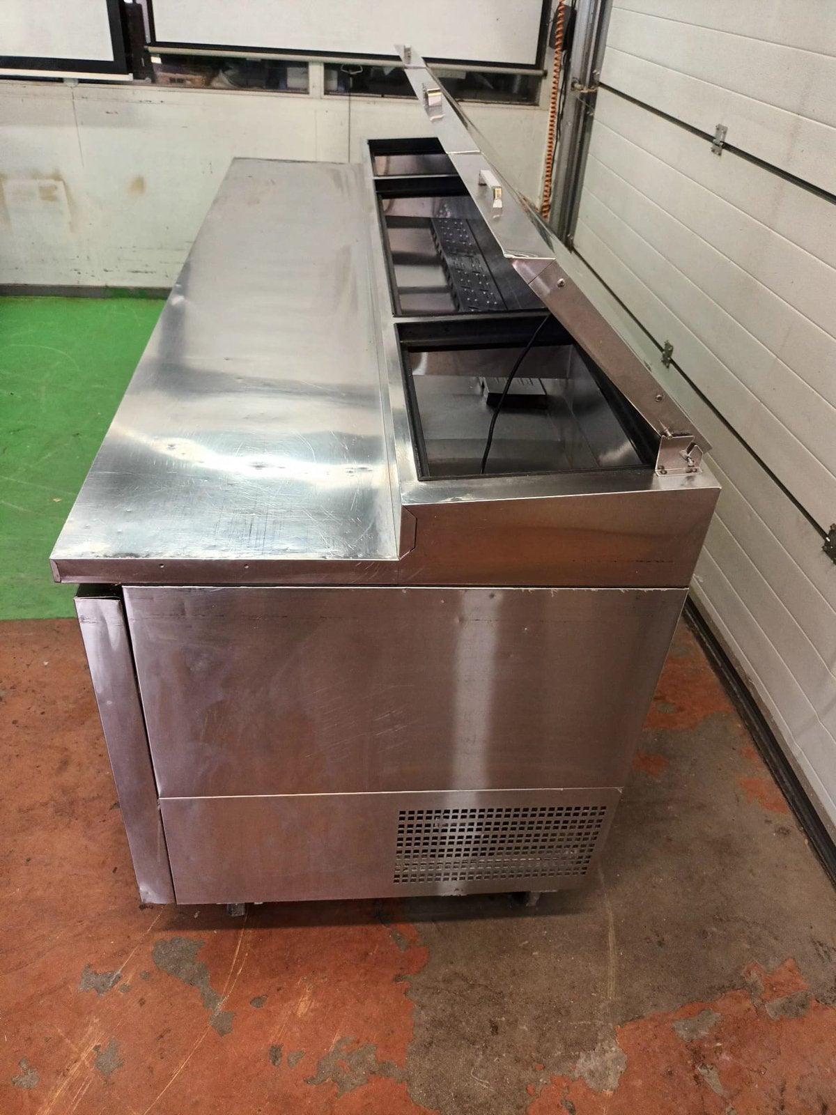 Pizza werkbank koelwerkbank + saladette wielen onder horeca, Ophalen