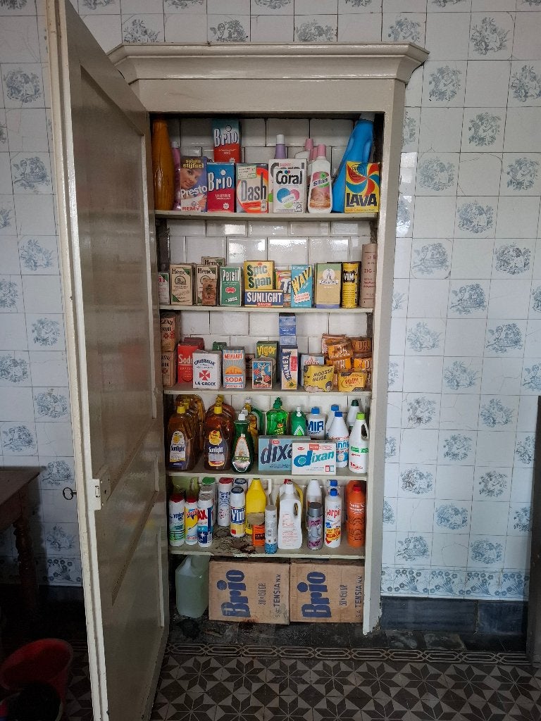 Anciens produits ménagers, Maison & Meubles, Mobilier complet, Enlèvement