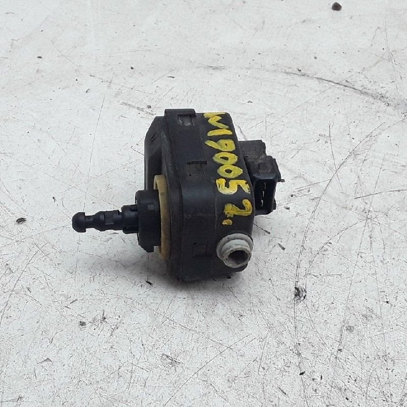 PHARE MOTEUR Toyota RAV4 (A3) (01-2005/06-2013), Utilisé, Toyota