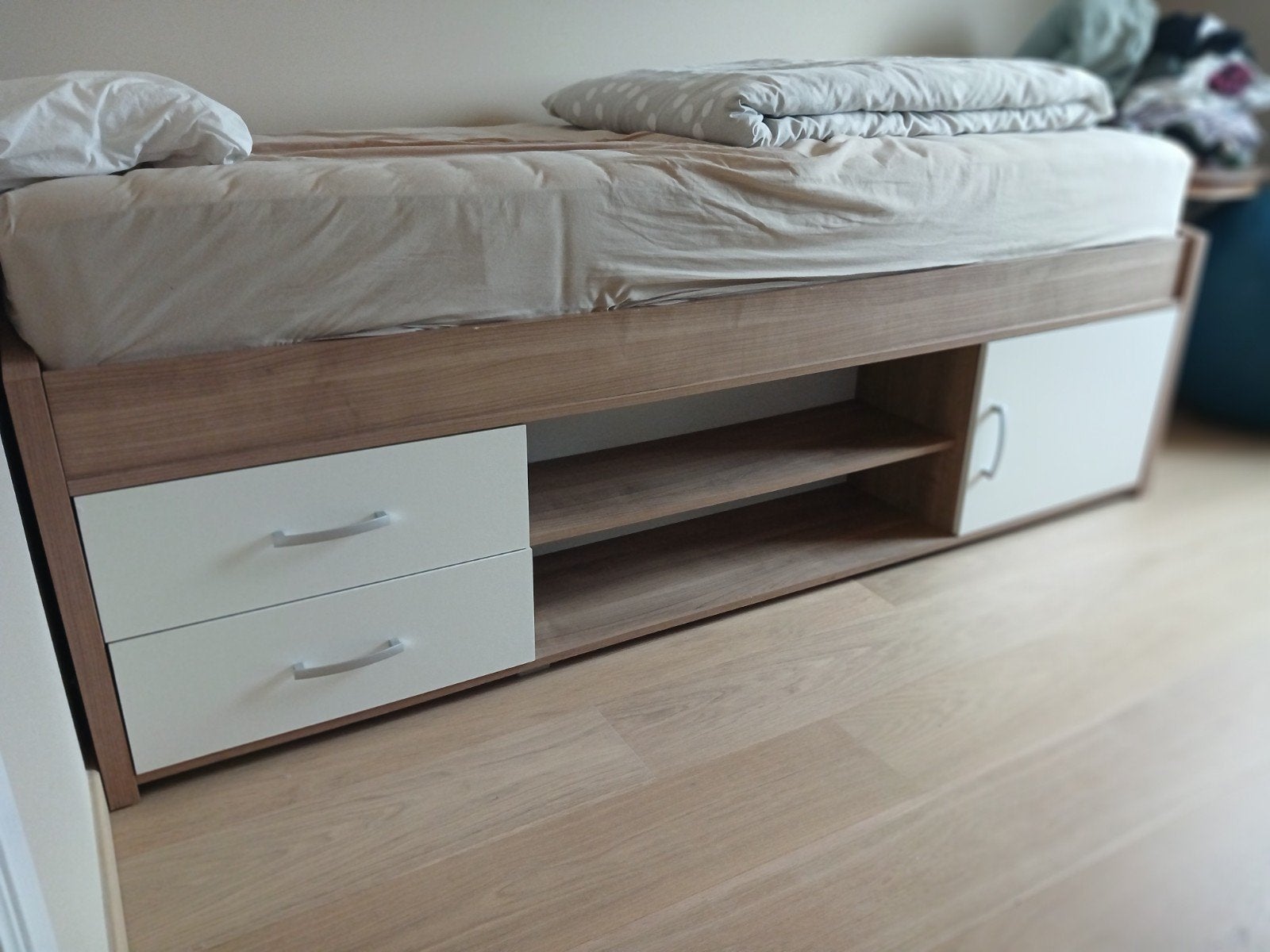 Lit robuste avec rangements, Huis en Inrichting, Slaapkamer | Complete slaapkamers, Ophalen