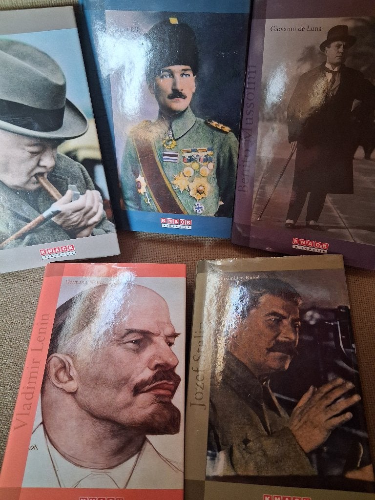 MUSSOLINI/ATATÜRK/CHURCHILL/LENIN/STALIN - KNACK BIOGRAFIE, Ophalen of Verzenden, Politiek