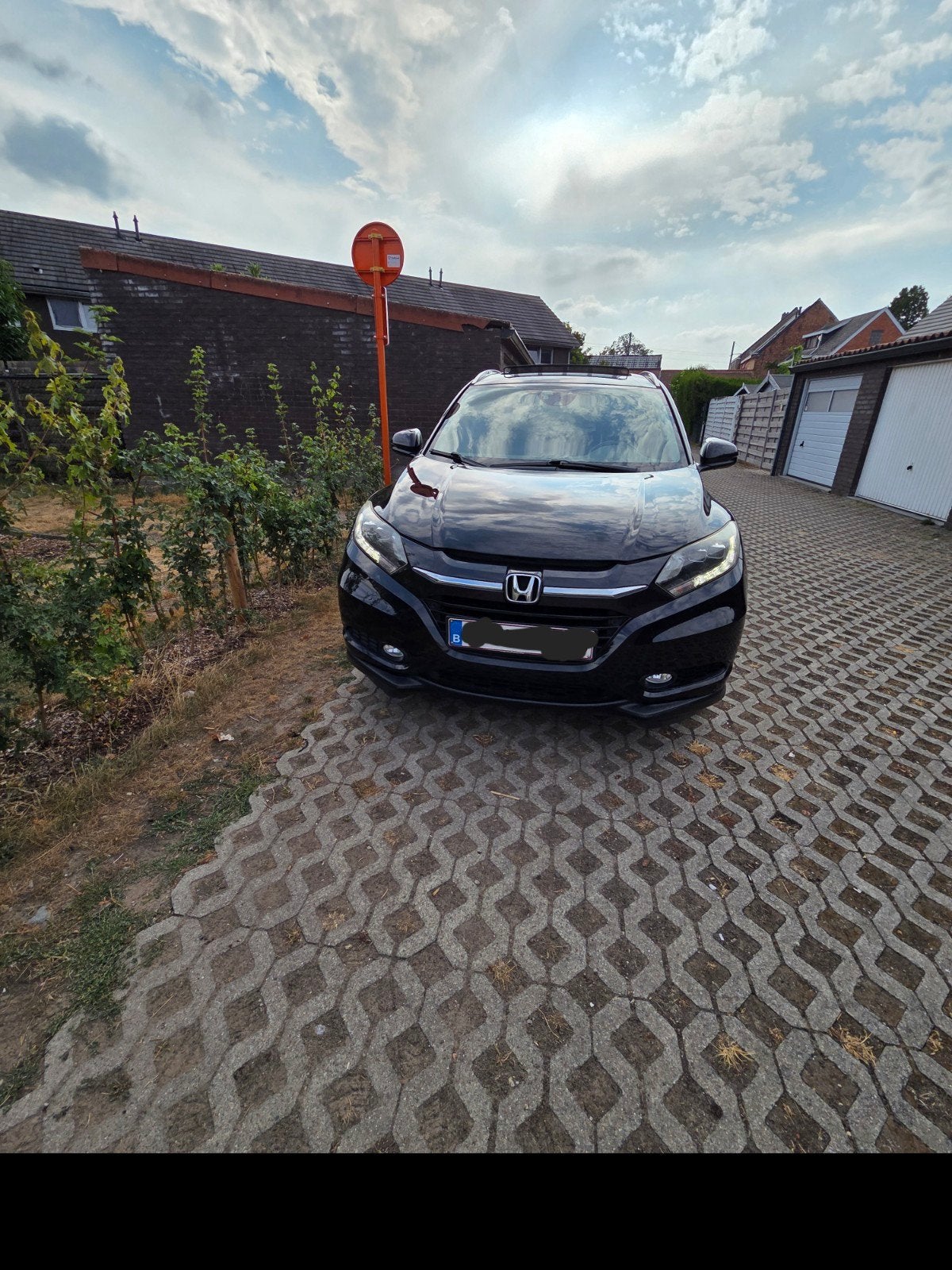 La Honda HRV 16 i -DTEC Executive regorge d'options, Autos, Achat, Euro 6, HR-V, Boîte manuelle