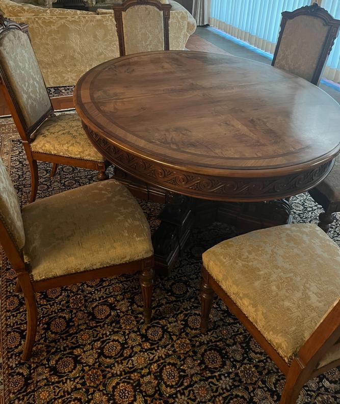 Grande table à manger extensible ( 6 mètres) + 6 chaises, Enlèvement
