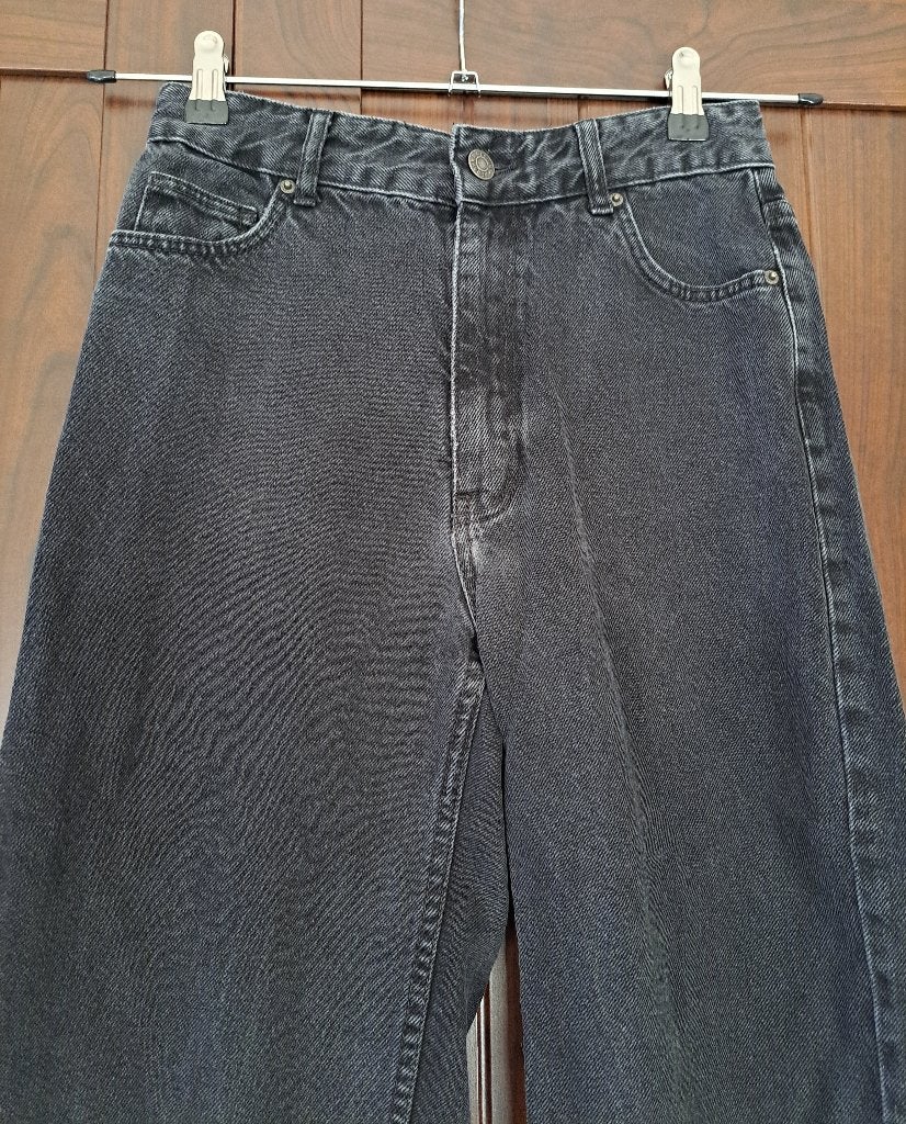 Zwarte jeansbroek van Bershka maat 36, Kleding | Dames, Verzenden, Zwart, Bershka, W28 - W29 (confectie 36)