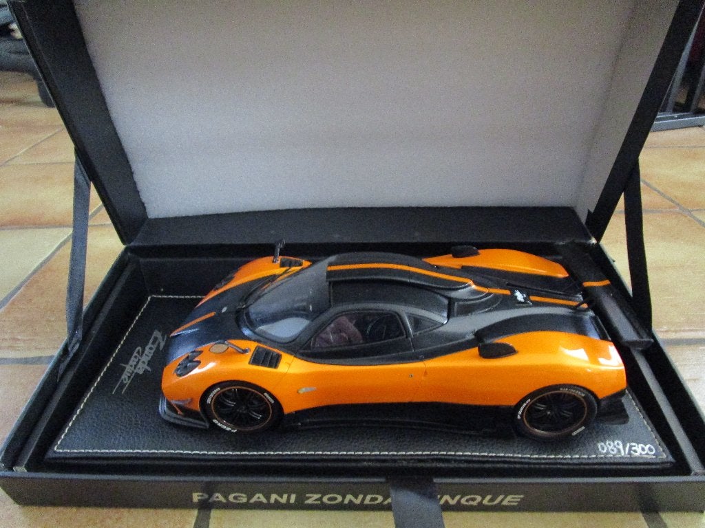 peako pagani zonda cinque 1:18., Ophalen of Verzenden, Zo goed als nieuw, Auto, Overige merken