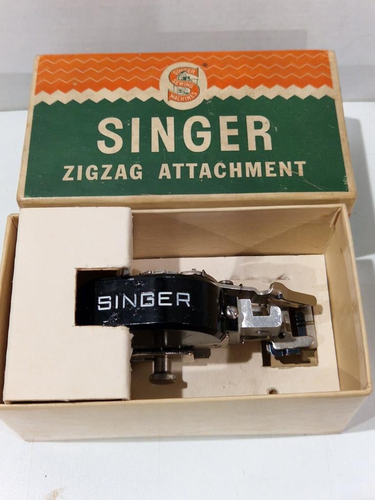Vintage Singer ZigZag Attachment 160620  in Originele doos, Ophalen of Verzenden