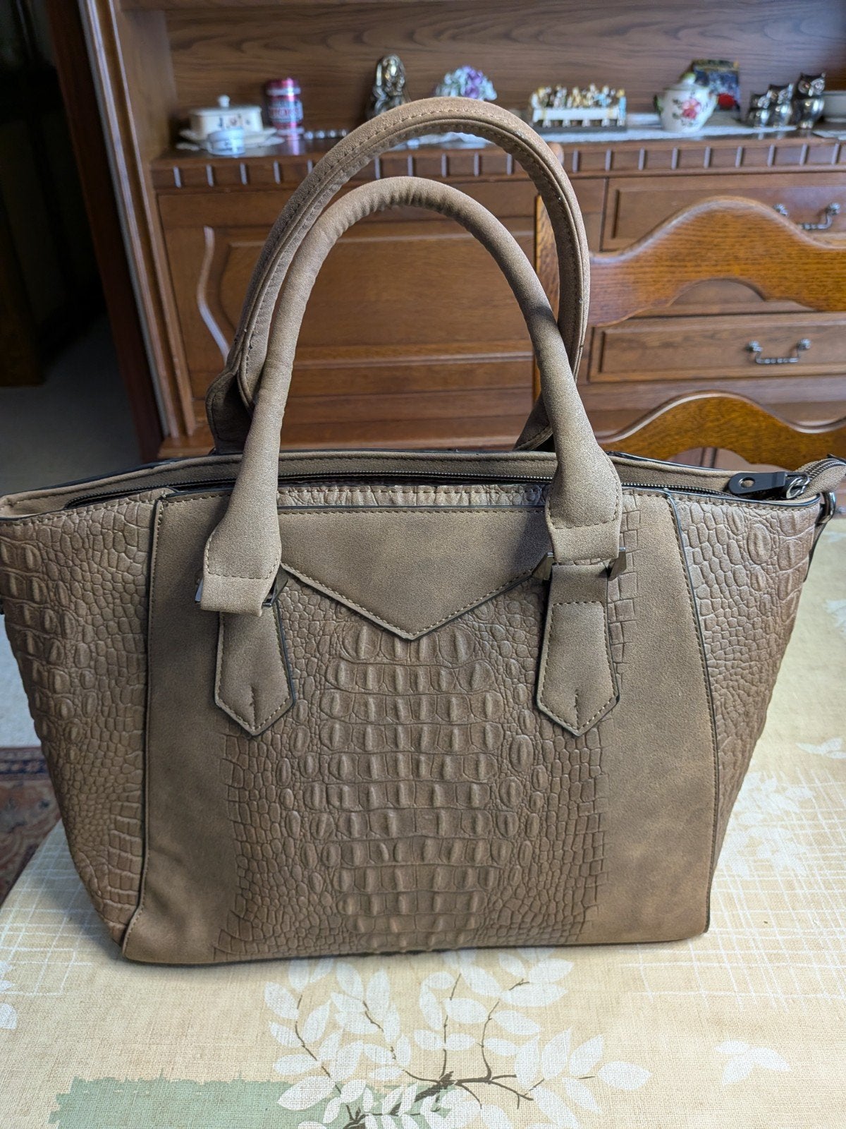 Beige handtas nieuw, Handtassen en Accessoires, Tassen | Damestassen, Ophalen, Beige, Handtas