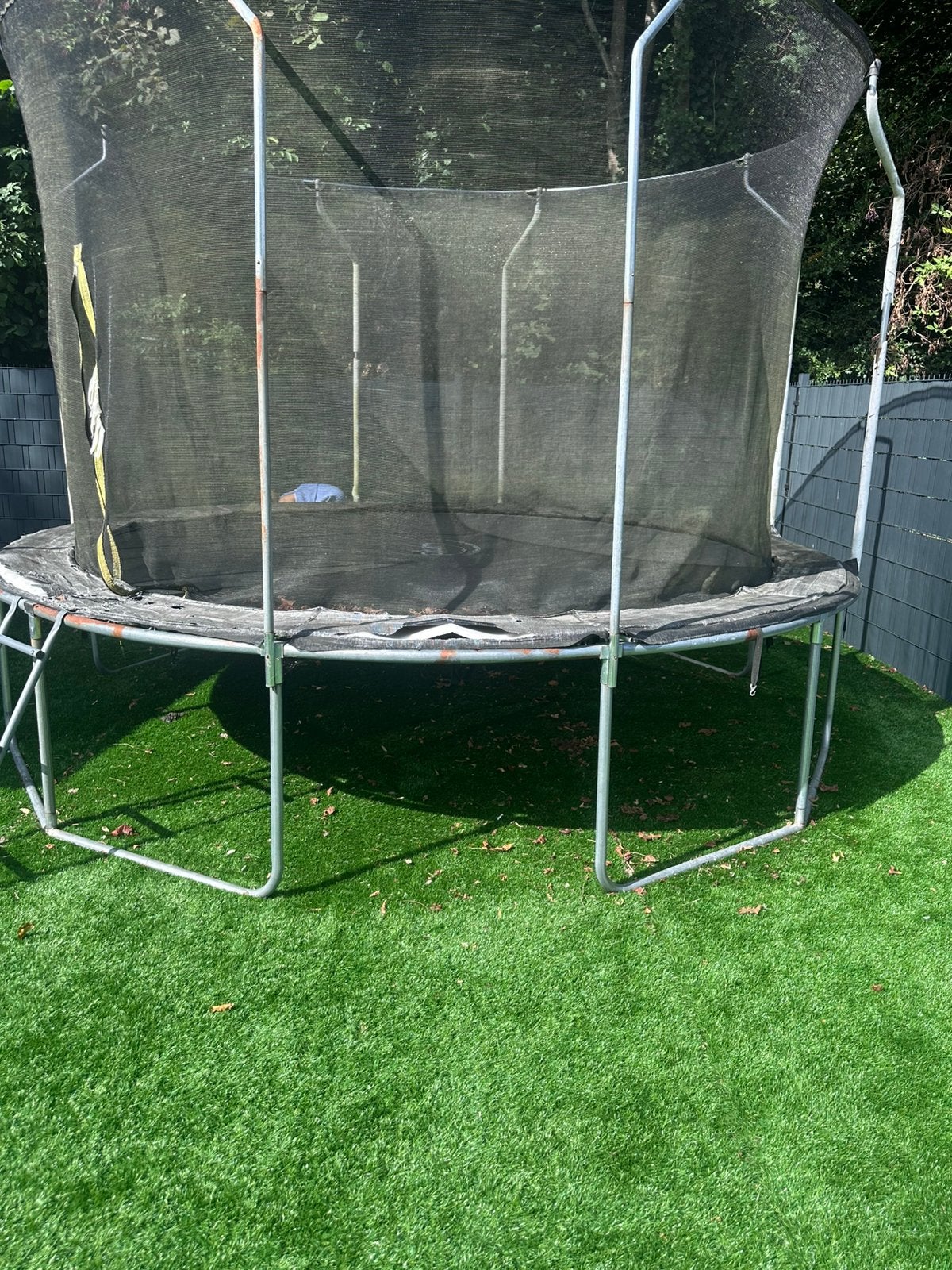 Trampoline, Enlèvement, Comme neuf