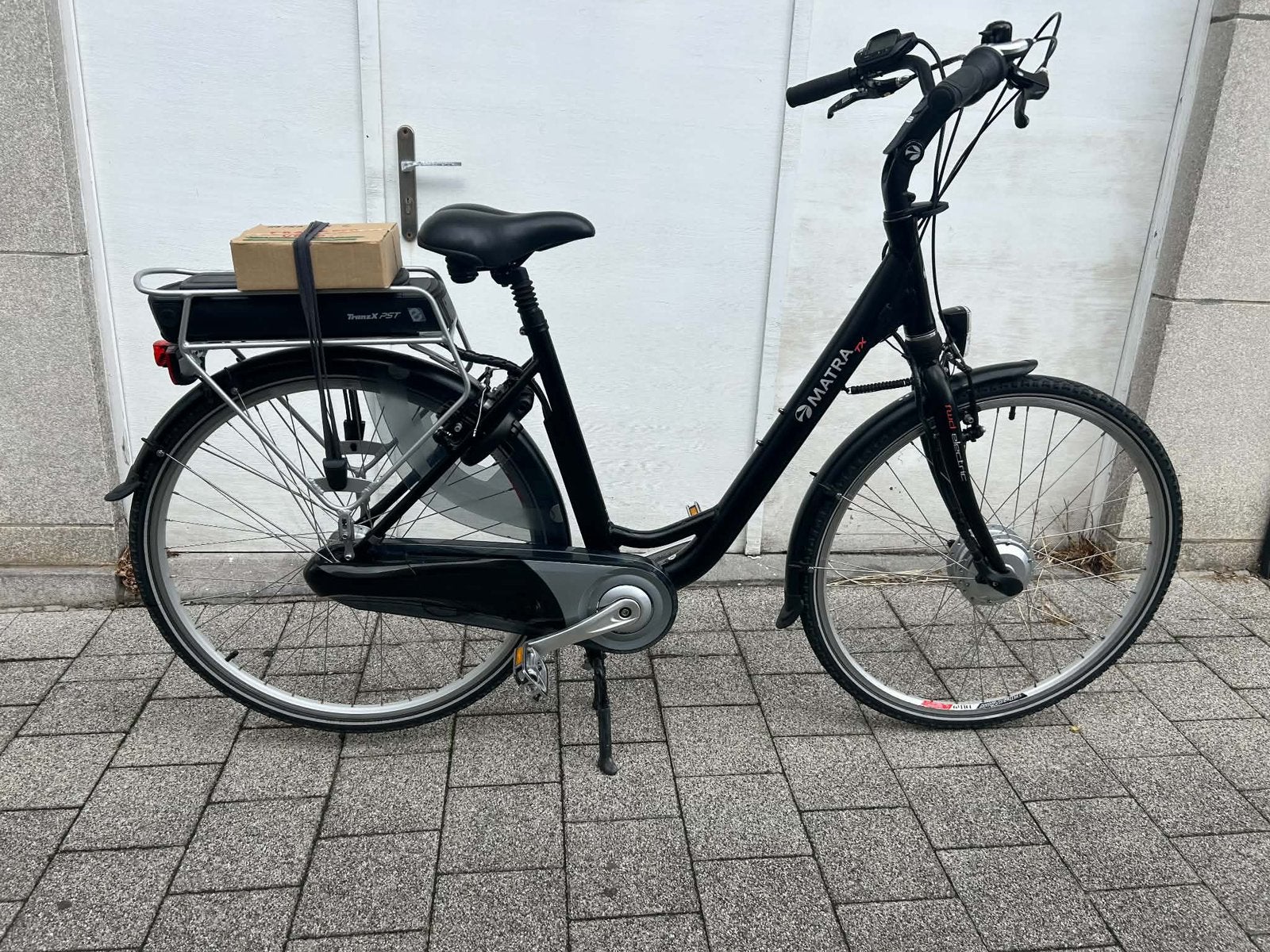 Velo de ville électrique, Fietsen en Brommers, Ophalen, Zo goed als nieuw