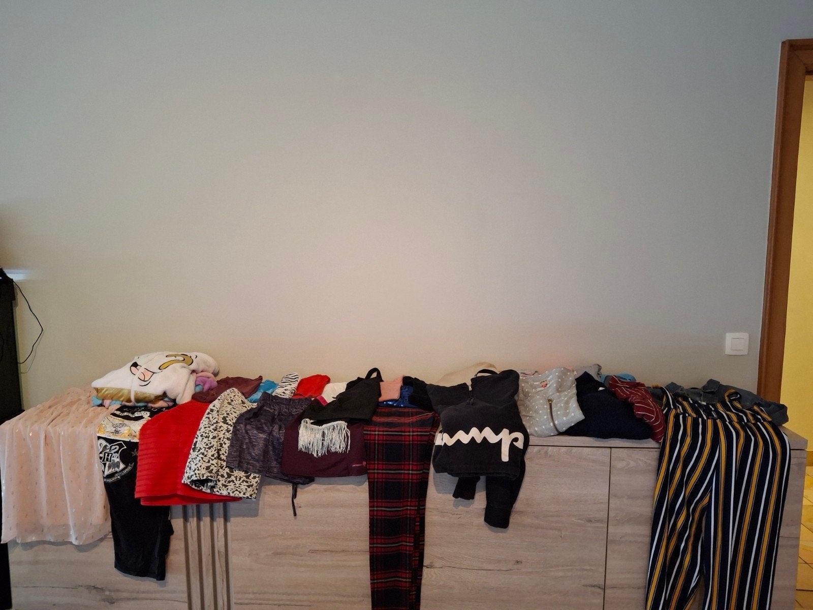 kledijpakket dames maat M. 29 stuks. Merken!, Kleding | Dames, Dames-kledingpakketten, Ophalen, Maat 38/40 (M)