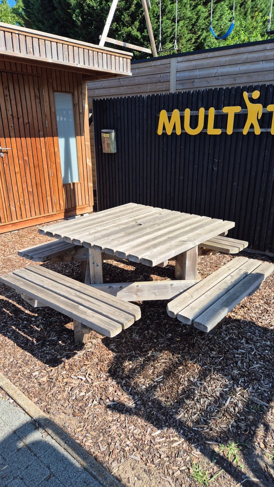 Houten picknicktafel 195x195cm, Enlèvement