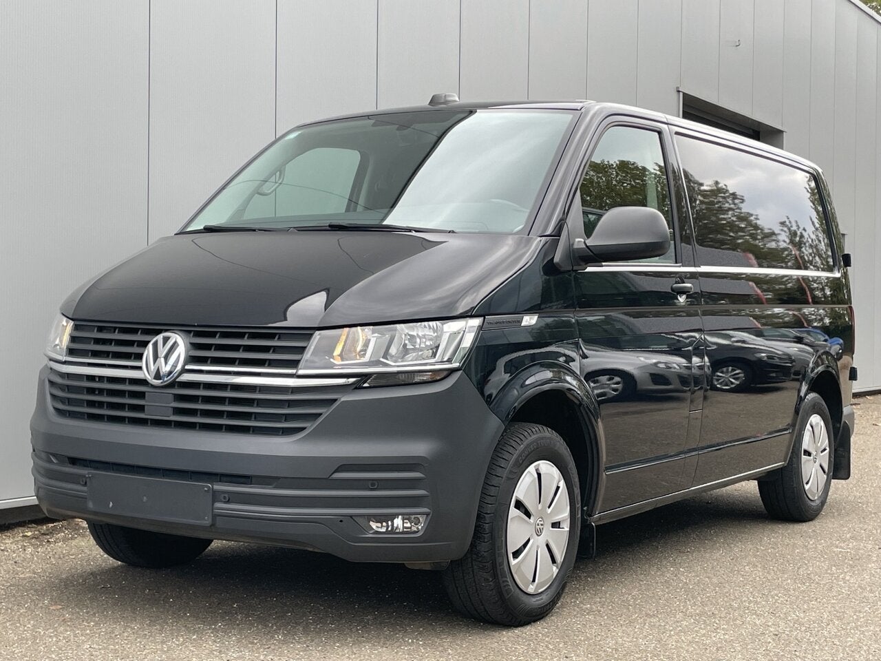 Volkswagen T6.1 Transporter Lichte Vracht, Auto's, 4 deurs, Euro 6, Zwart, Bedrijf