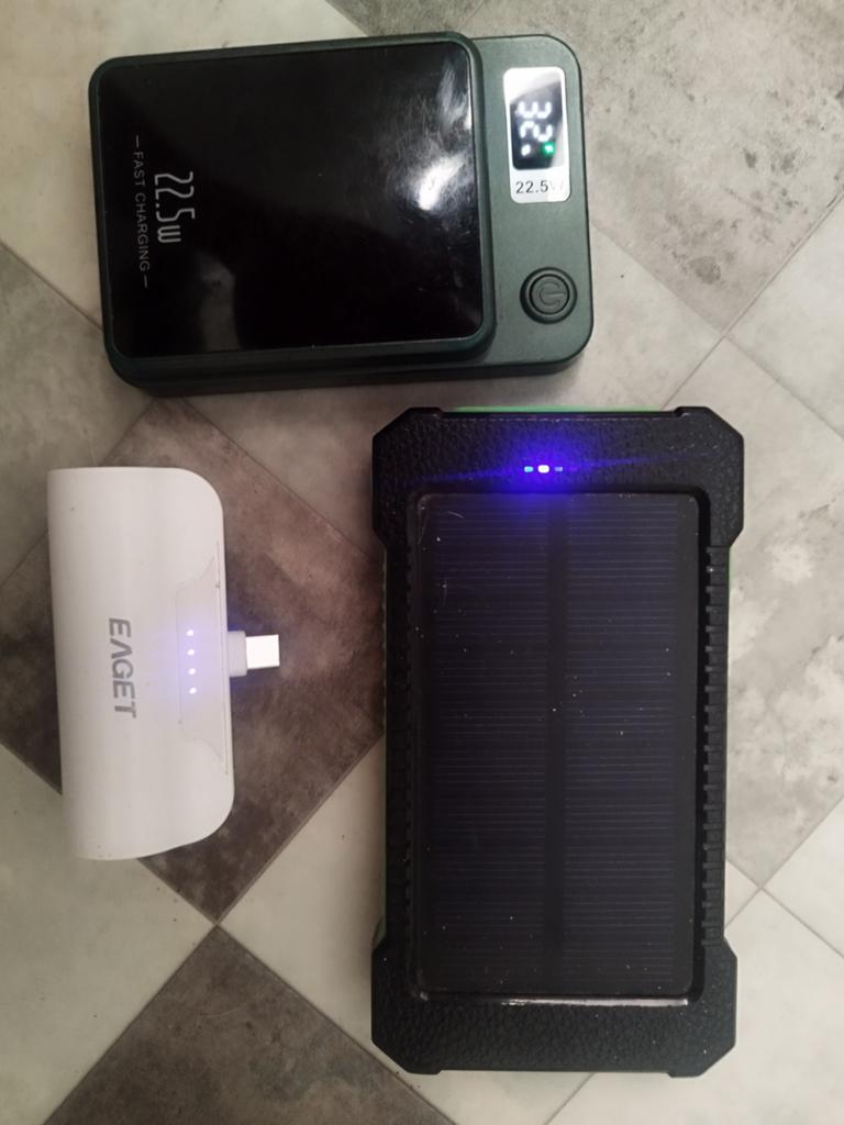 Powerbank Batterie portable (Lot), Telecommunicatie, Powerbanks, Ophalen