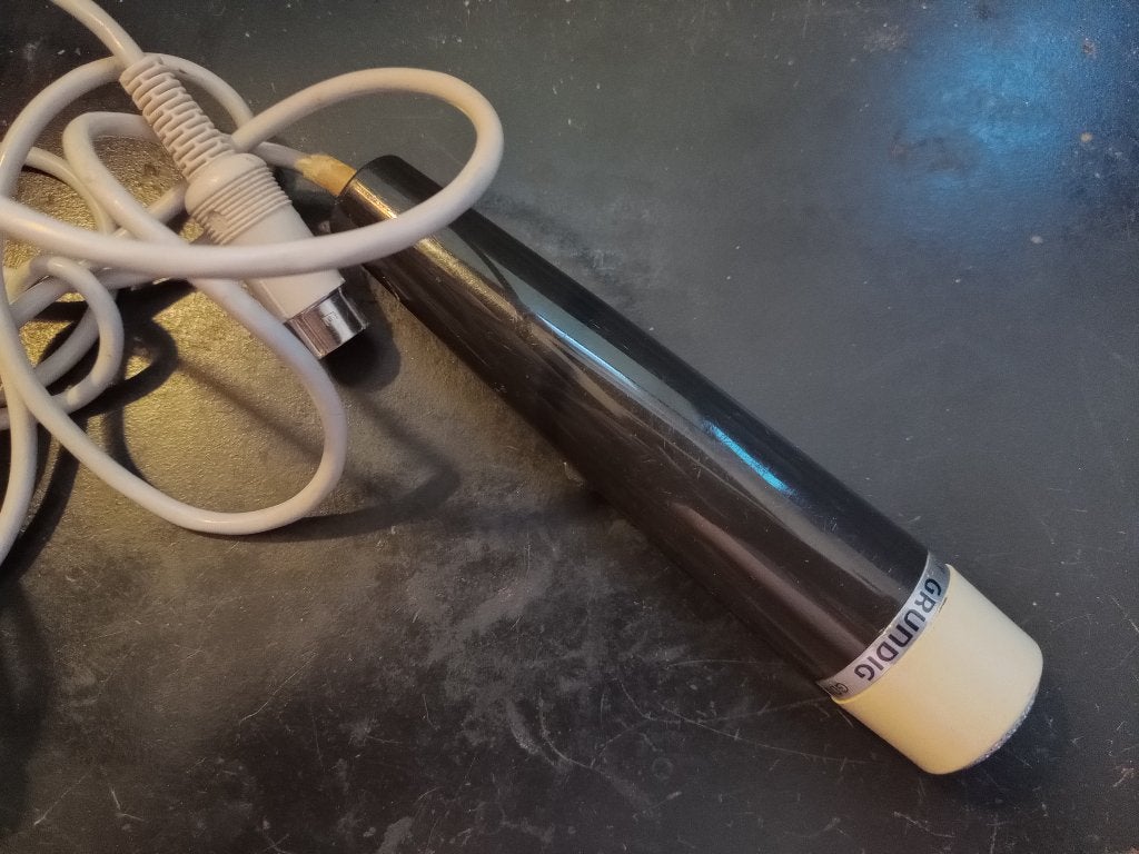 Vintage Grundig micro, Muziek en Instrumenten, Microfoons, Ophalen of Verzenden, Gebruikt, Studiomicrofoon