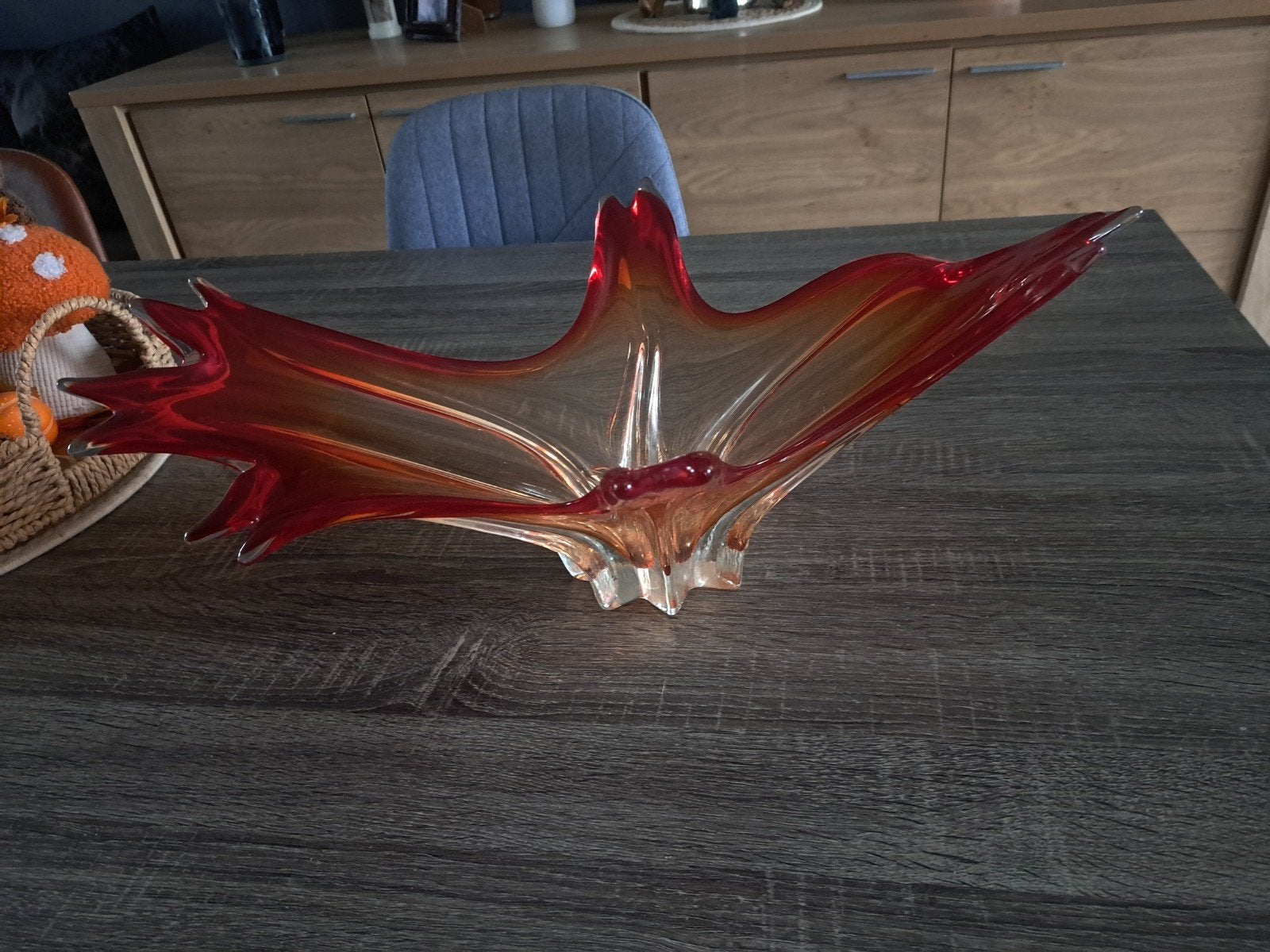 Jolie coupe décorative en verre rouge et ambré, Enlèvement