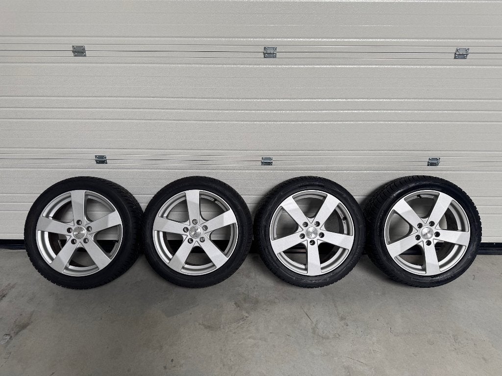 17" velgen set met all season banden, Auto-onderdelen, Banden en Velgen, Ophalen, Gebruikt, Banden en Velgen, 17 inch