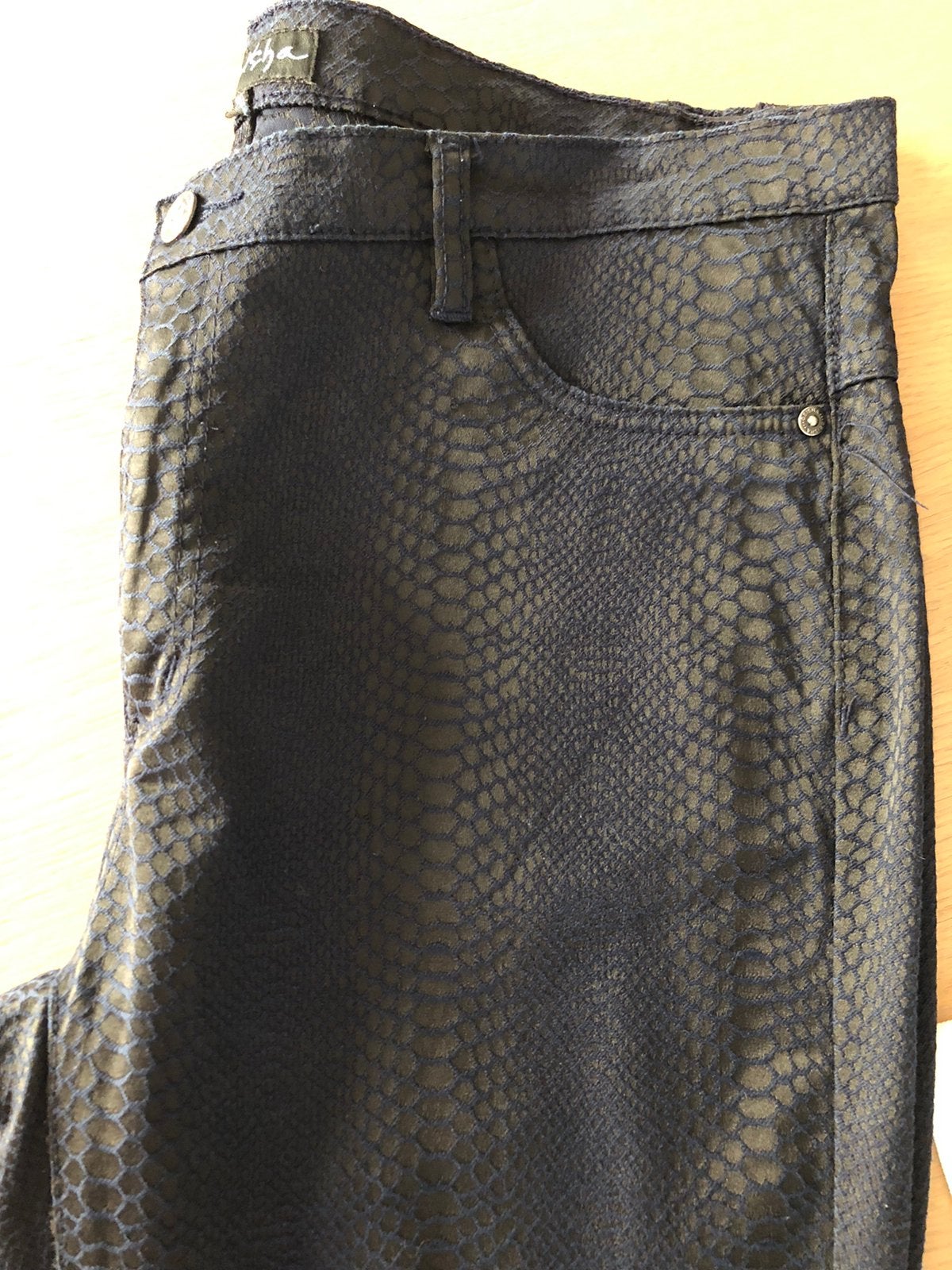 Donkerblauwe broek met patroon maat 2xl, Kleding | Dames, Broeken en Pantalons, Ophalen, Blauw, Maat 42/44 (L), Zo goed als nieuw