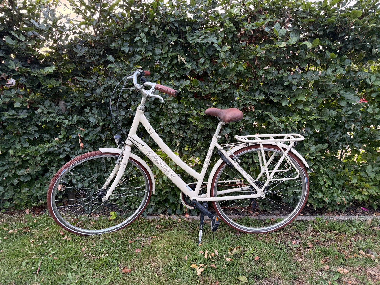 BonB damesfiets, Fietsen en Brommers, Fietsen | Dames | Damesfietsen, Ophalen, Zo goed als nieuw, Overige merken, Versnellingen