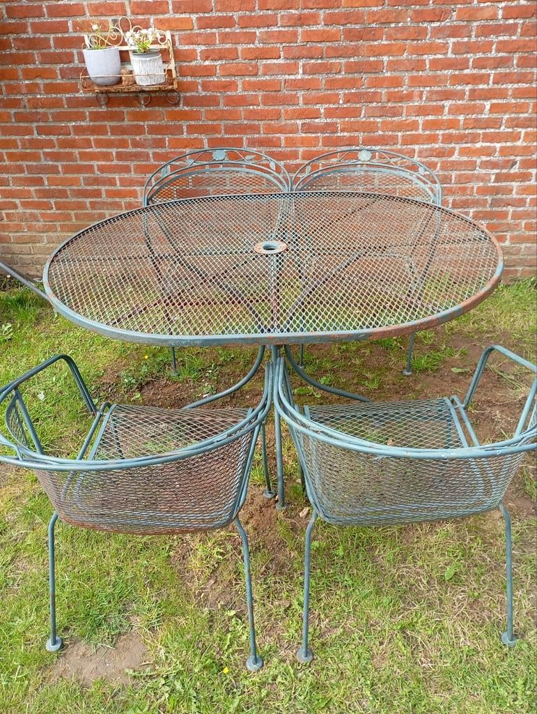 Groene Smeedijzeren Tuintafel met 4 Stoelen met armleuning, Ophalen, Gebruikt, Ovaal
