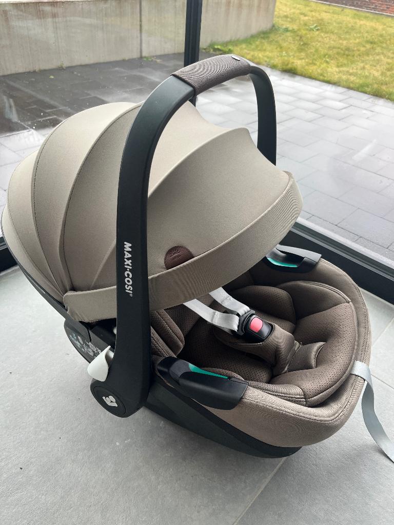 Maxi cosi met isofix, Kinderen en Baby's, Autostoeltjes, Zo goed als nieuw, Isofix, Maxi-Cosi, Ophalen
