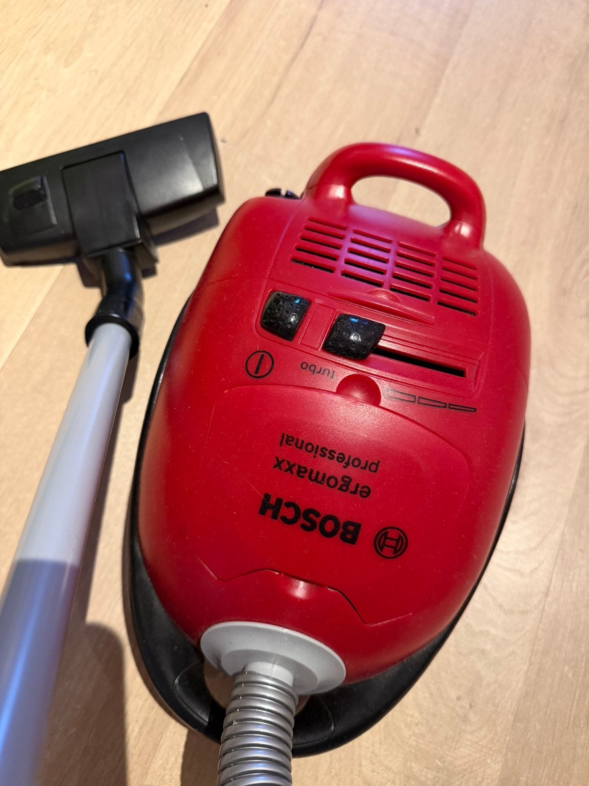 Aspirateur jouet Ergomaxx Klein Bosch(alimenté par batterie), Enlèvement, Comme neuf