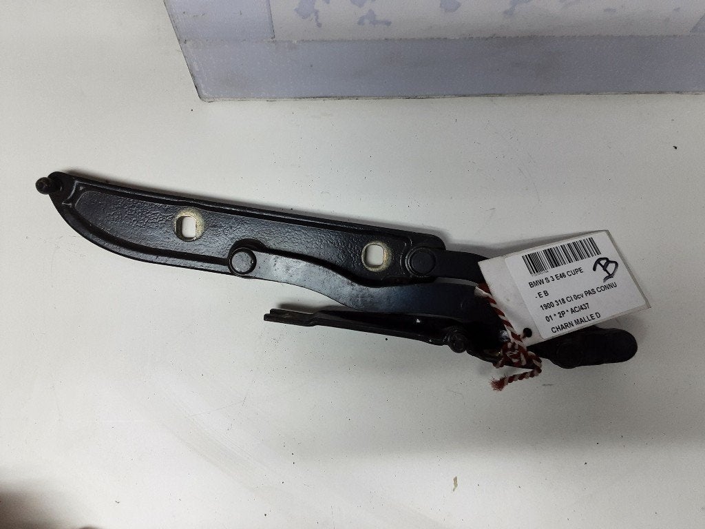ACHTERKLEPSCHARNIER RECHTS BMW 3 serie (E46 / 2), Gebruikt, Mevr. I. Hauben, BMW, Rue de l'Espoir 34 34
4030  GRIVEGNÉE, BE