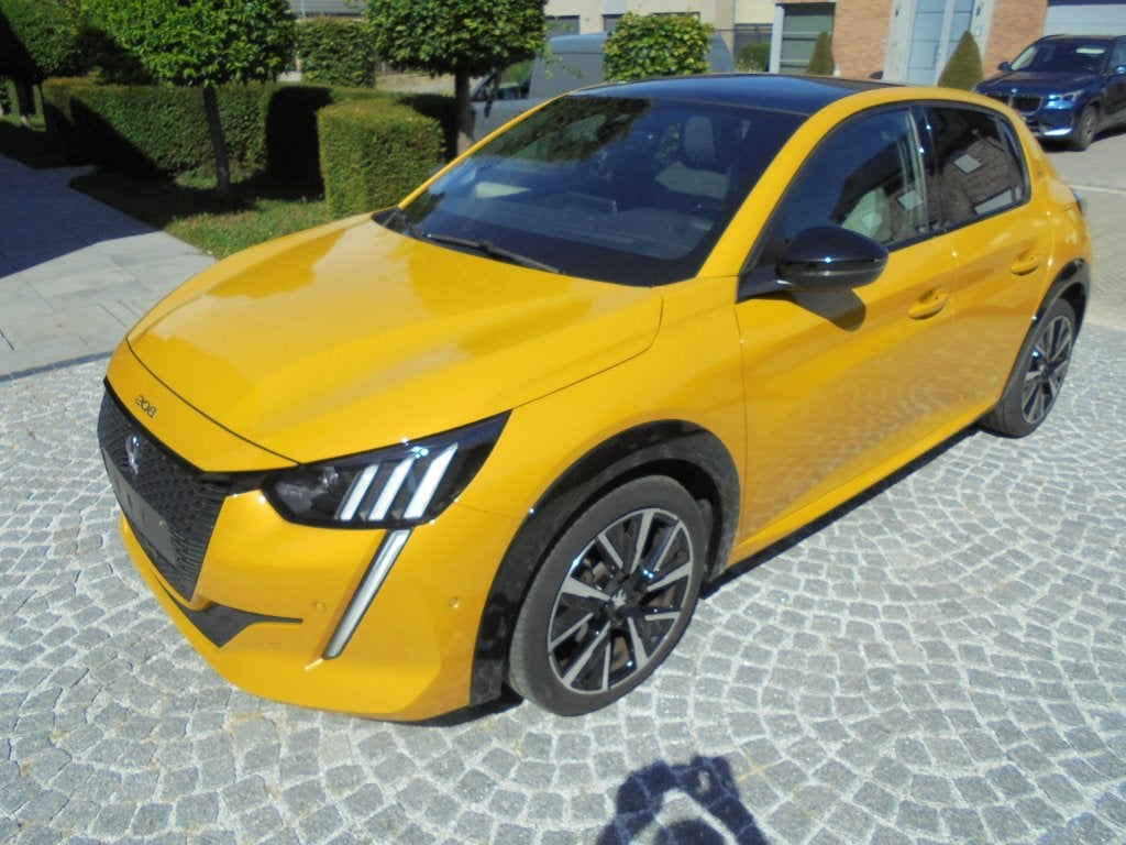 PEUGEOT 208 GT-LINE 100pk/ NAVI/PANO/ SPORTZETELS/ ALU 17!!!, Auto's, Voorwielaandrijving, 4 zetels, Stof, Euro 6