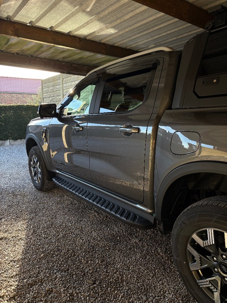 Ford Ranger PHEV | BTW Aftrekbaar, Automaat, Dealer onderhouden, Leder, SUV of Terreinwagen