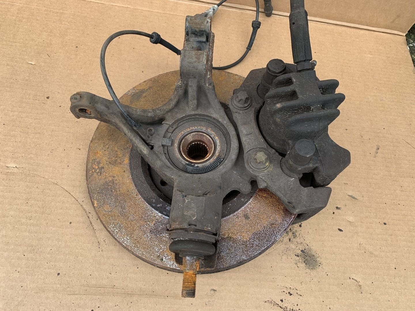 fusee links citroen berlingo / peugeot partner 2008 tot 2018, Auto-onderdelen, Gebruikt, Citroën, -, -