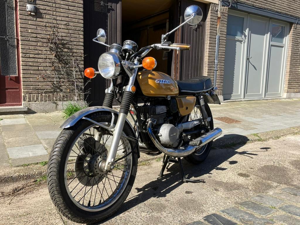 Suzuki GT125 uit 1976, Motoren, Motoren | Oldtimers