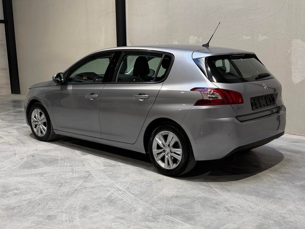 Peugeot 308 1.2 e-THP — 112 000 km — Navi — Cruise — Alu, Autos, Bluetooth, Argent ou Gris, Achat, Euro 6