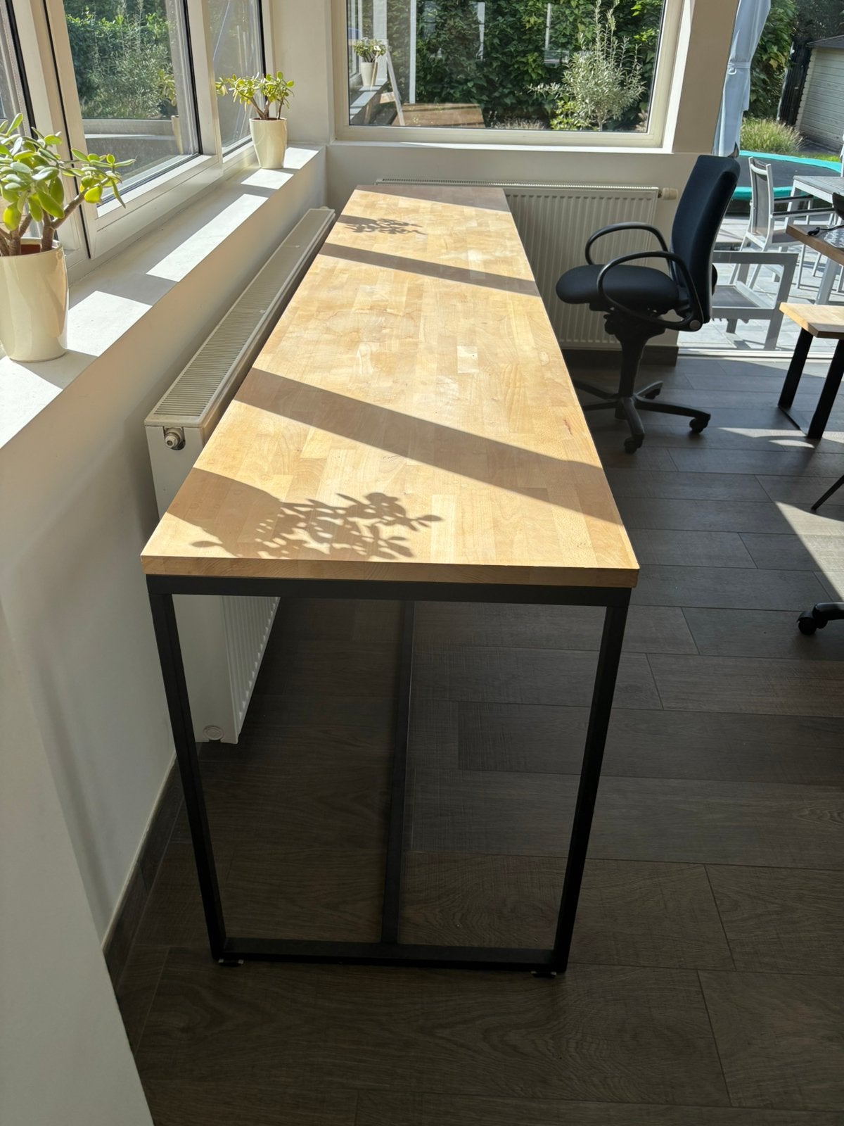Lange massieve tafel 2m95 op 60, Ophalen