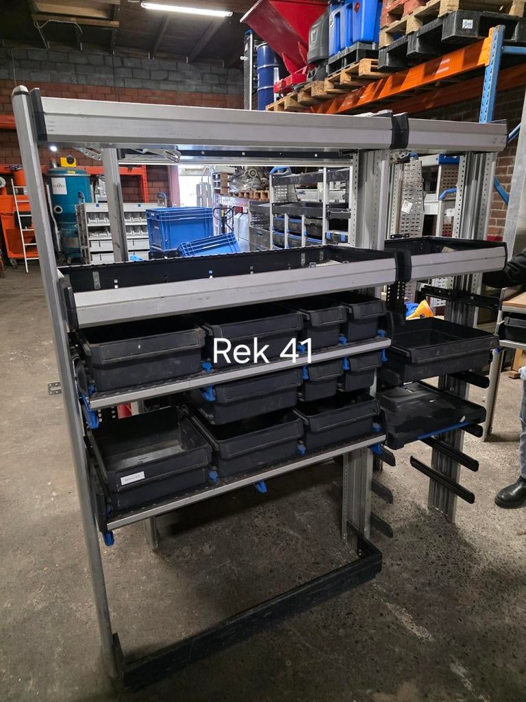 Sortimo Globelyst camionette inrichting – rekken / laden, Ophalen