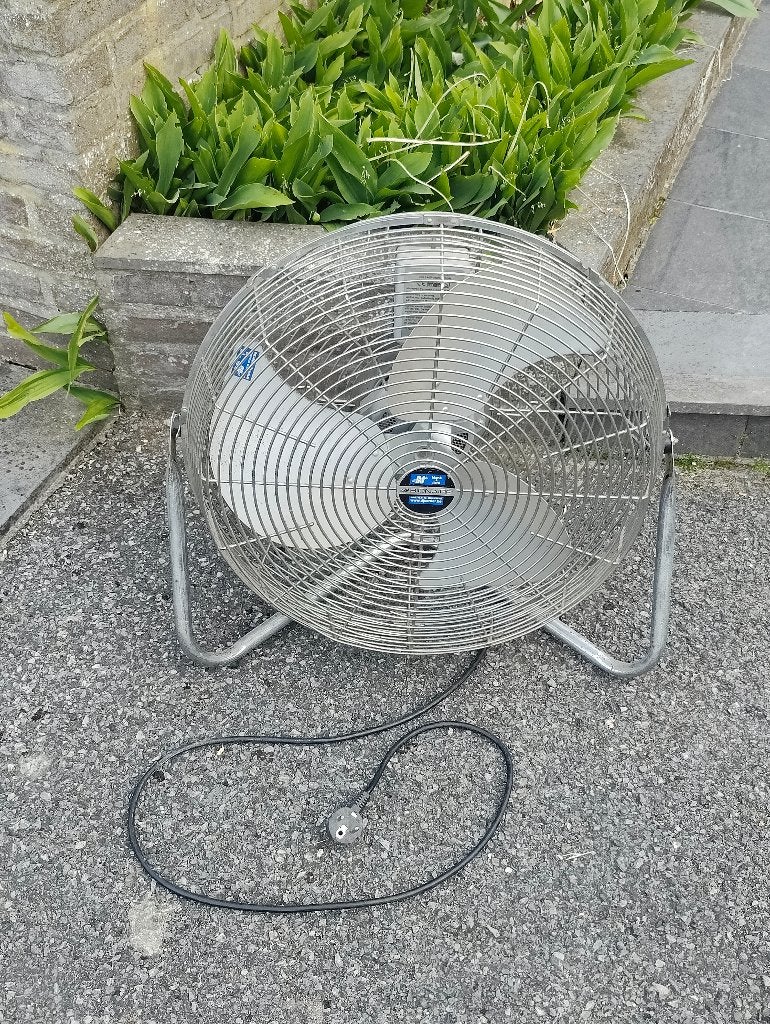 Grote ventilator Bionaire, Ophalen, Gebruikt
