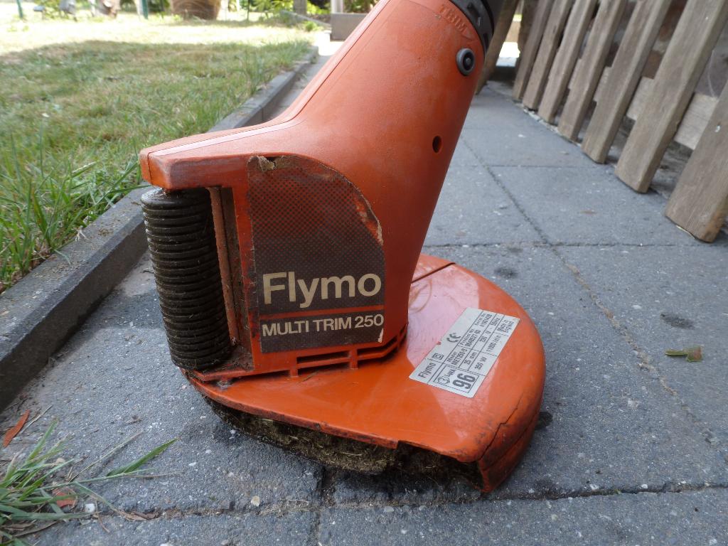 Flymo graskanttrimmer, Jardin & Terrasse, Enlèvement, Utilisé, Électrique, Flymo