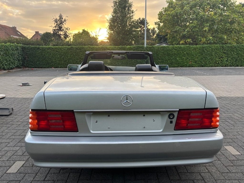 Mercedes 280 SL, foto 2