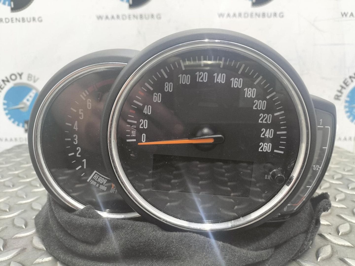 MINI (BMW) MINI F56 1.5 Cooper Pepper KLOKKENPANEEL 2018, Ophalen of Verzenden, Gebruikt, ARN erkend
