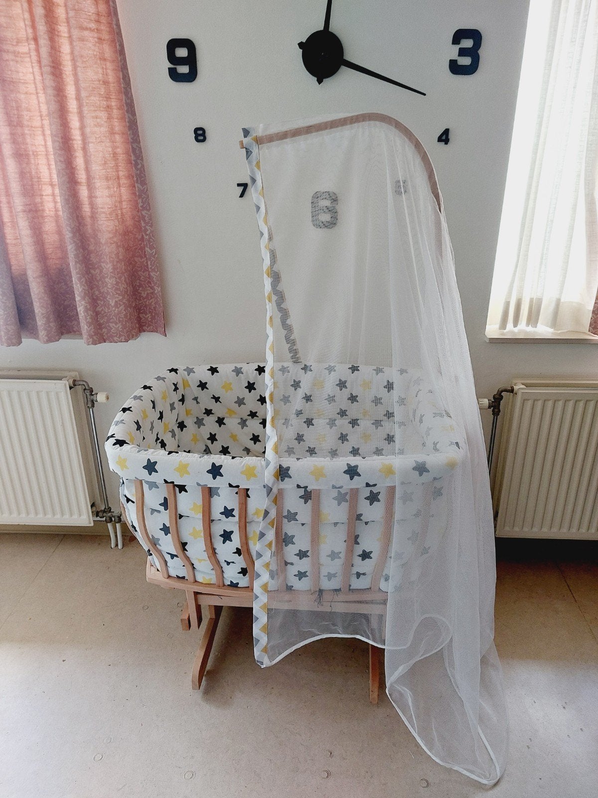 babybedje, Ophalen