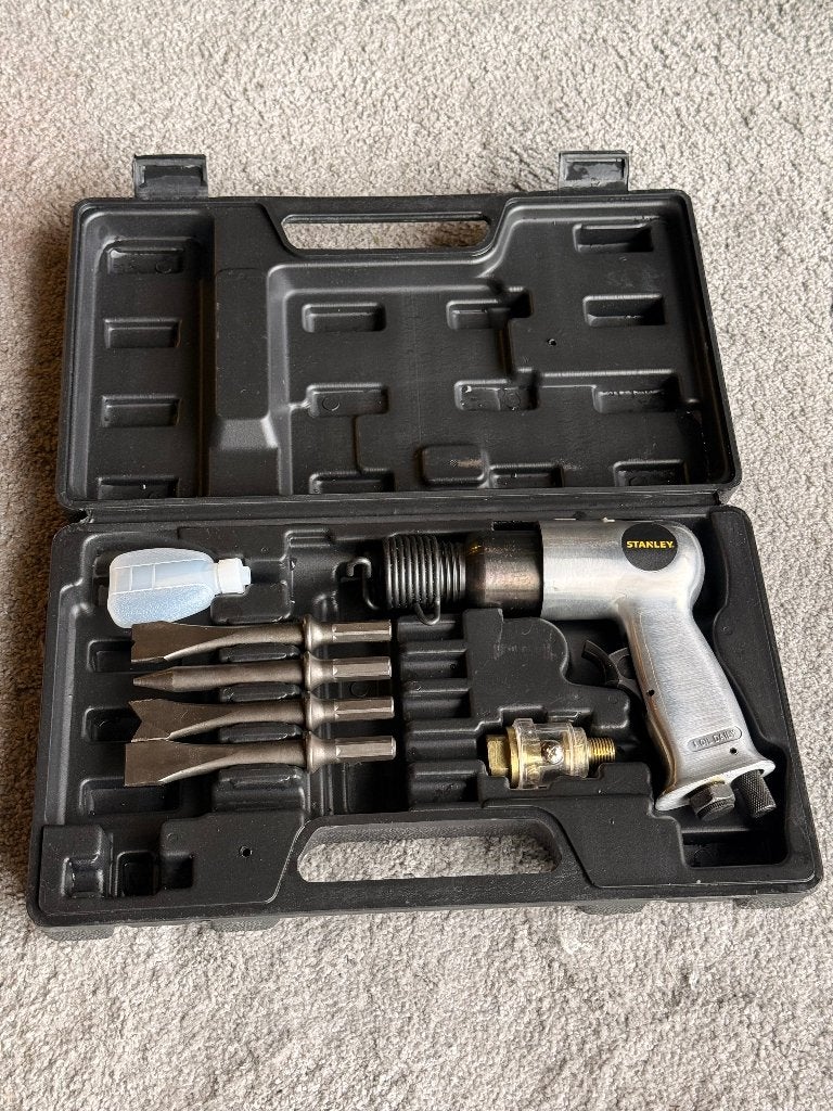Stanley pneumatische beitelhamer set met 4 beitels, Ophalen of Verzenden, Zo goed als nieuw, Beitel, Stanley