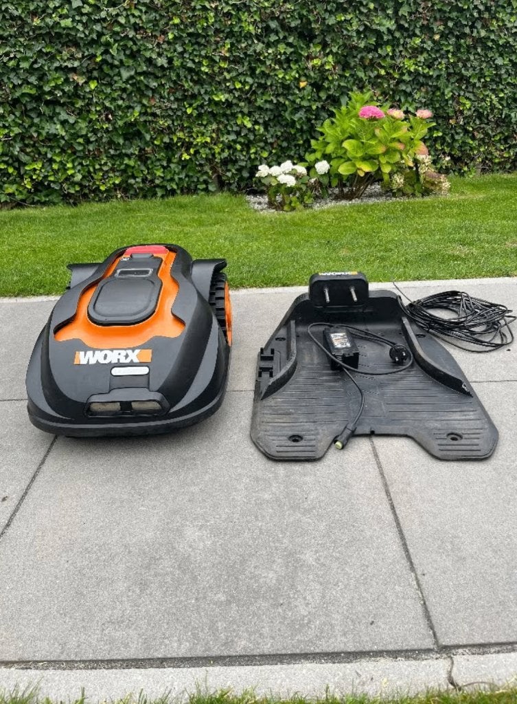 Worx robotmaaier, Worx, Avec capteur de pluie, Enlèvement, Moins de 20 cm