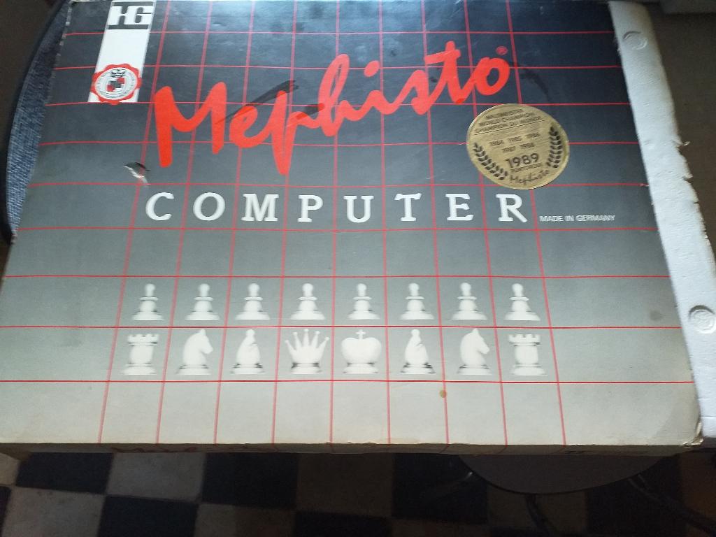 Mephisto Exclusief MM II schaakcomputer, Hobby en Vrije tijd, Ophalen of Verzenden, Zo goed als nieuw