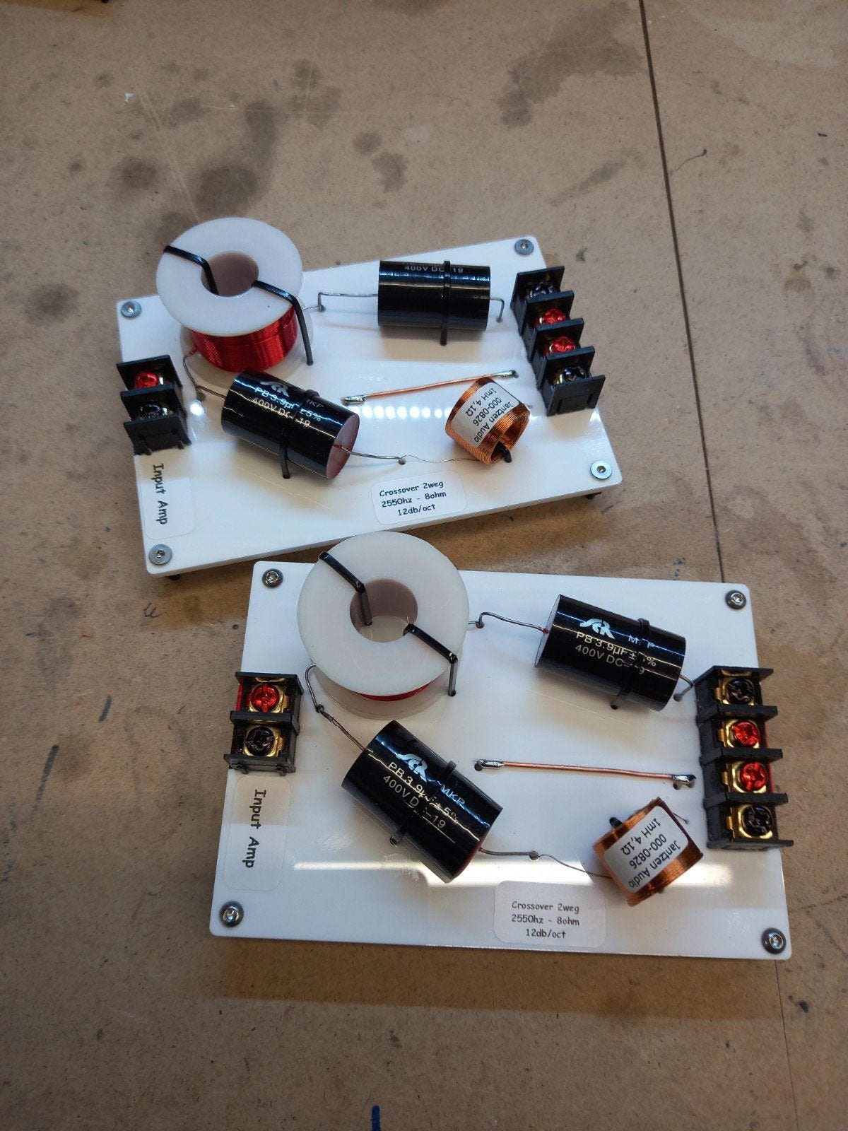 2weg cross-over 8ohm - 2550hz  - 12db/oct, Audio, Tv en Foto, Overige merken, Basreflex, 120 tot 150 watt, Nieuw