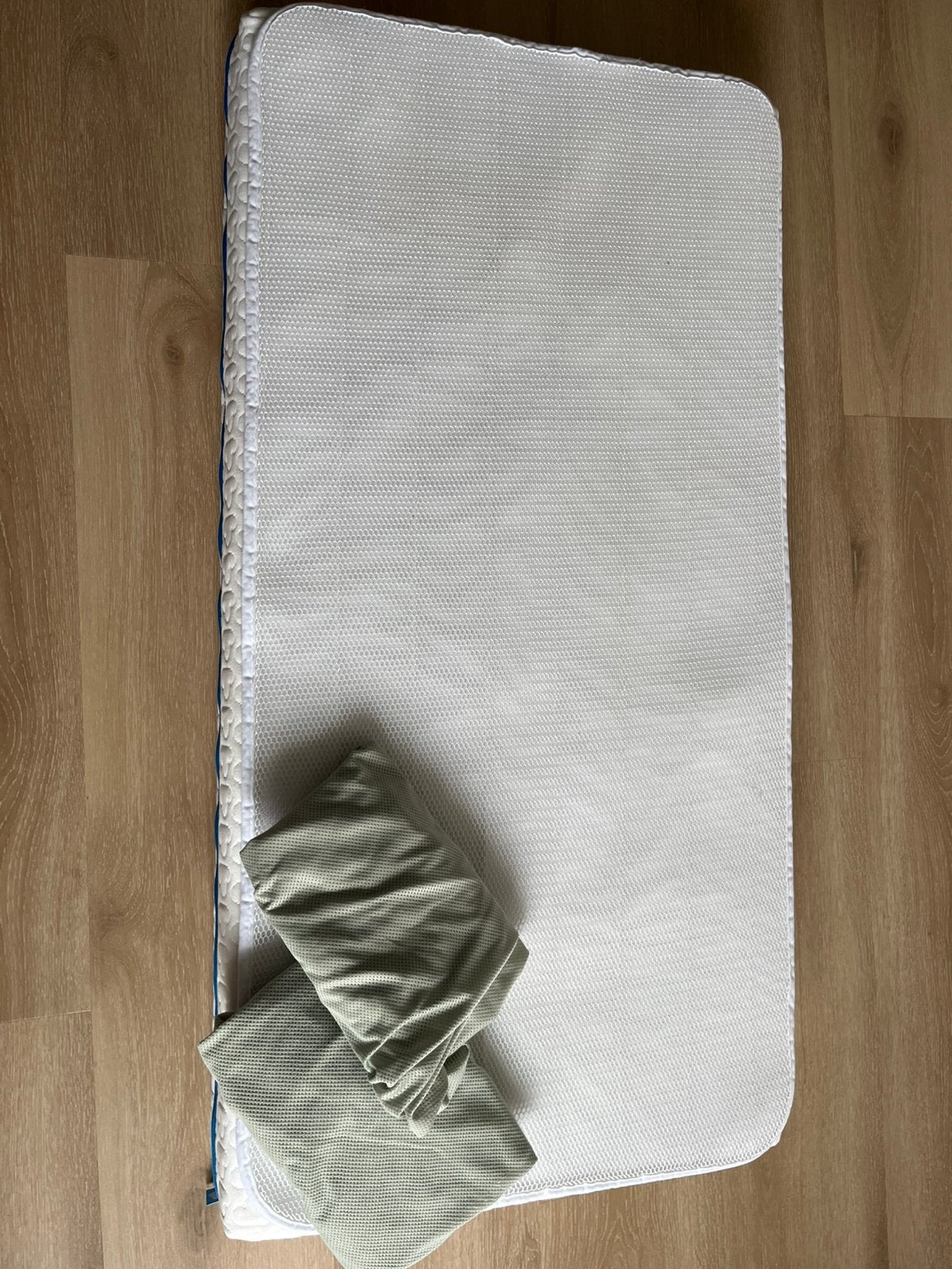 AeroSleepEvolution matras-honinggraatbeschermer-2 hoeslakens, Ophalen, Zo goed als nieuw, Aerosleep